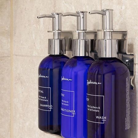 Radisson Blu Hotel Praga Esterno foto Shower gel