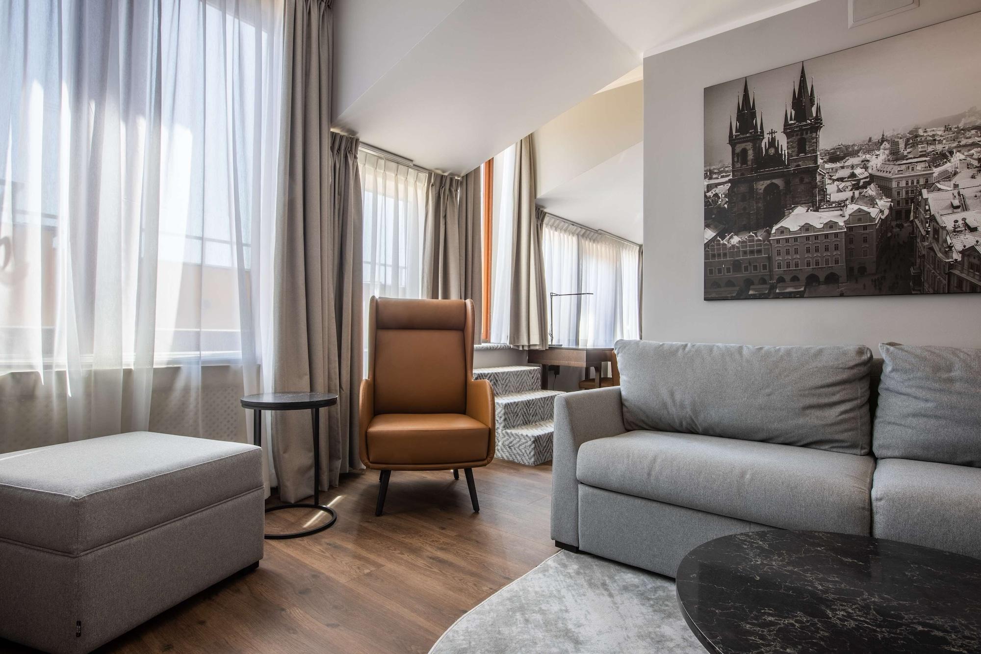 Radisson Blu Hotel Praga Esterno foto Suite