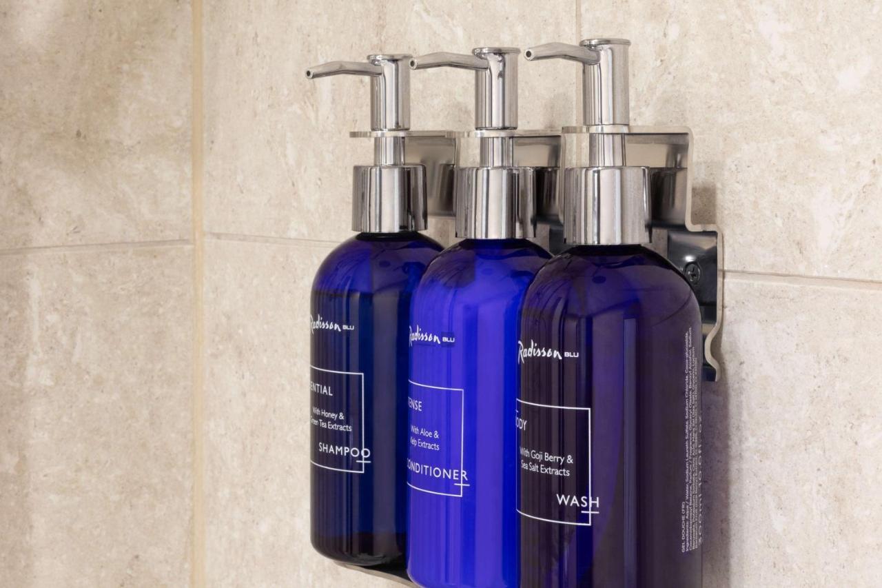 Radisson Blu Hotel Praga Esterno foto Shower gel