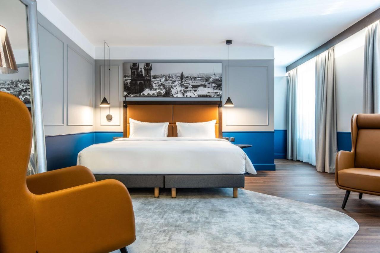 Radisson Blu Hotel Praga Esterno foto A room at the hotel