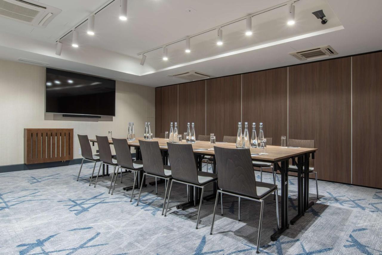Radisson Blu Hotel Praga Esterno foto Meeting room